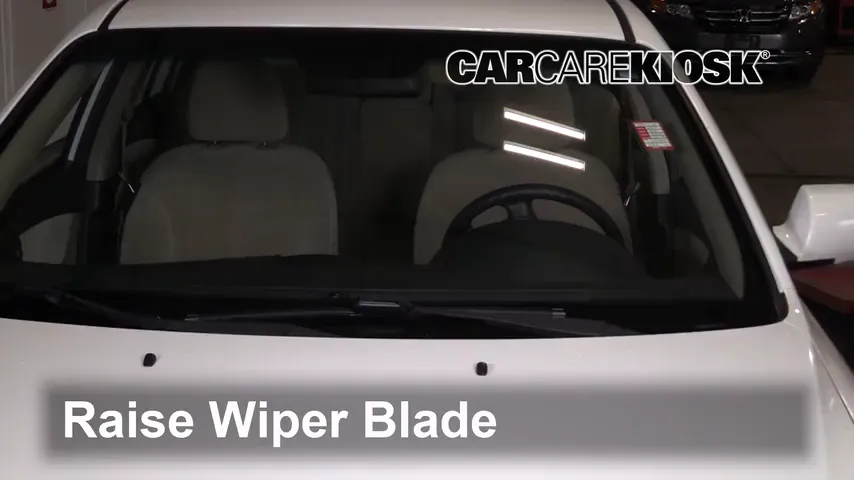 2009 Kia Optima EX 2.4L 4 Cyl. Windshield Wiper Blade (Front) Replace Wiper Blades